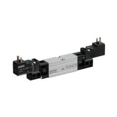 Aventics 0820037305 (CD02-3/2CC-110AC) 2 x 3/2 Wegeventil, Serie CD02-AL