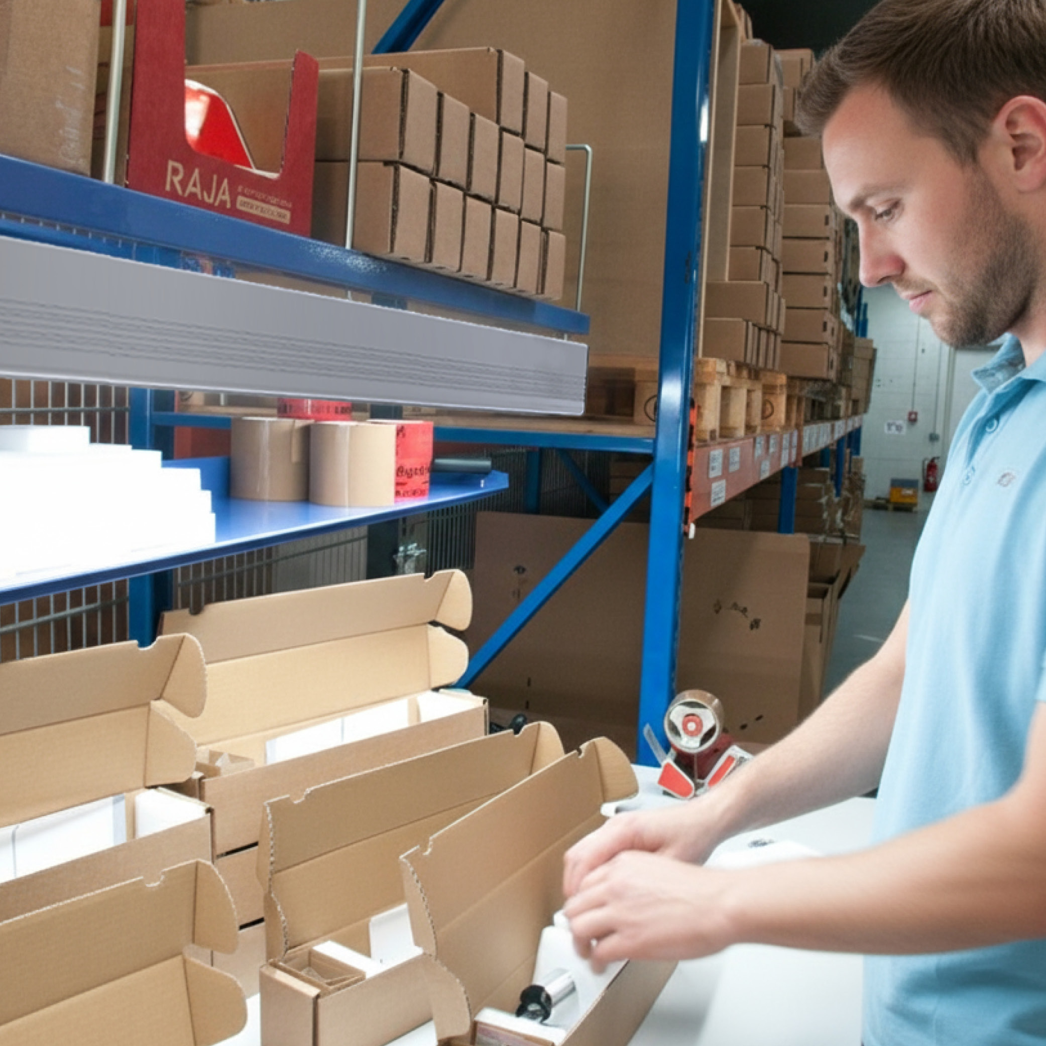 PROFILED AC LED-Profilleuchte 900 mm, 3340 lm, 5700K, 100°, Wieland GST18 - LED2WORK 150614-07