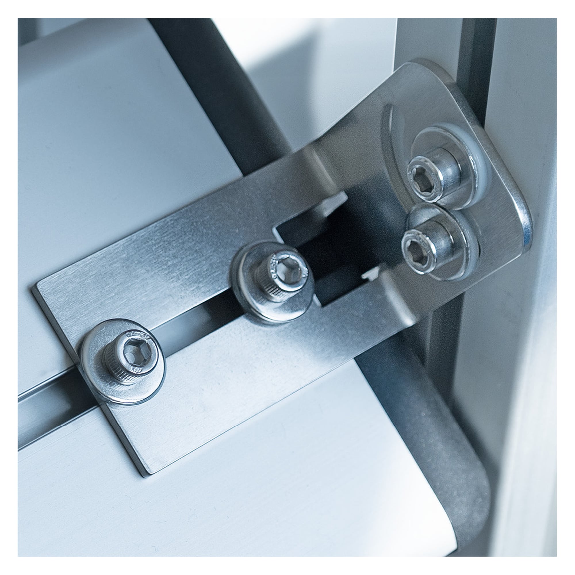 End-face holder for SYSTEMLED EVO and PROFILED under 500 mm - LED2WORK 240400-06