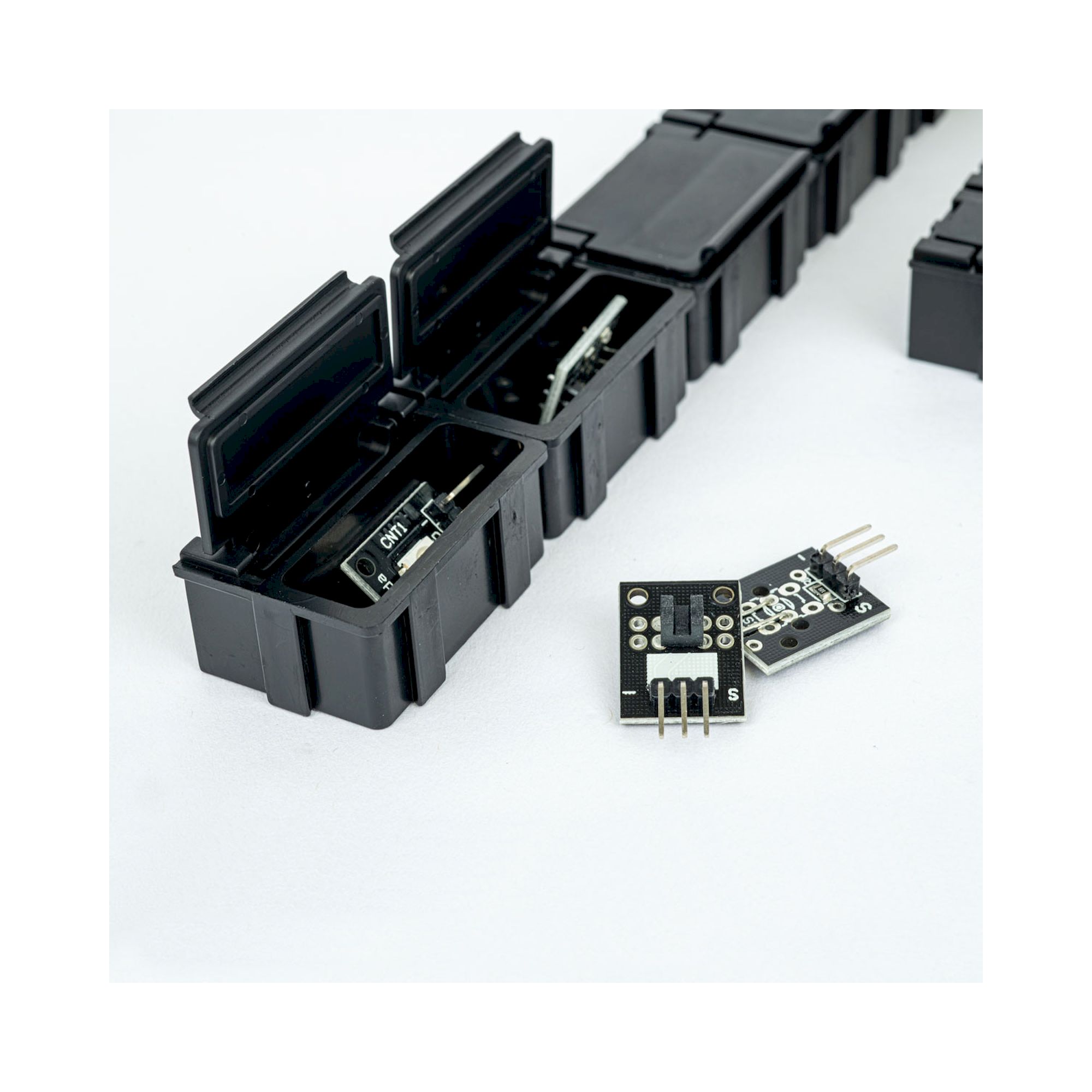 Bernstein 9-324. ESD SMD Kleinbehälter Satz 10 Stück