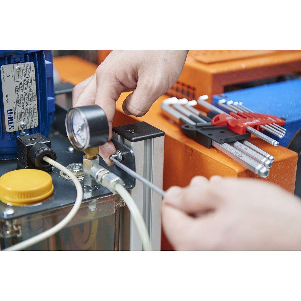 Wiha Stiftschlüssel Set im ProStar Halter Sechskant-Kugelkopf mit kurzem Schenkel 10-tlg. mattverchromt in Blister (35481)