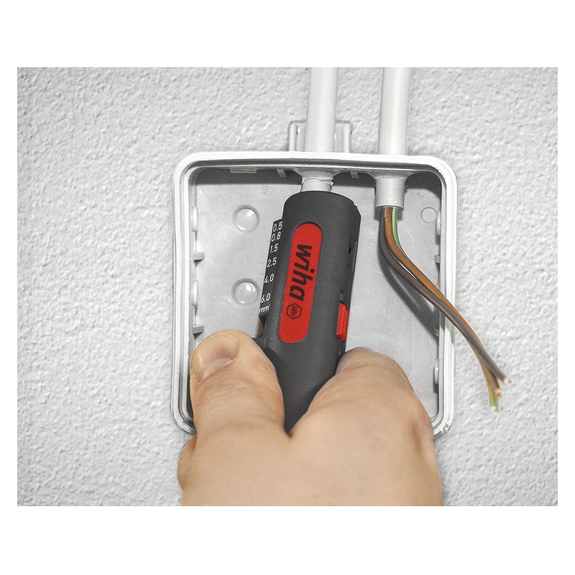 Outil de dénudage multifonction câbles ronds 8-13 mm, 6 dénudeurs - Wiha 44242