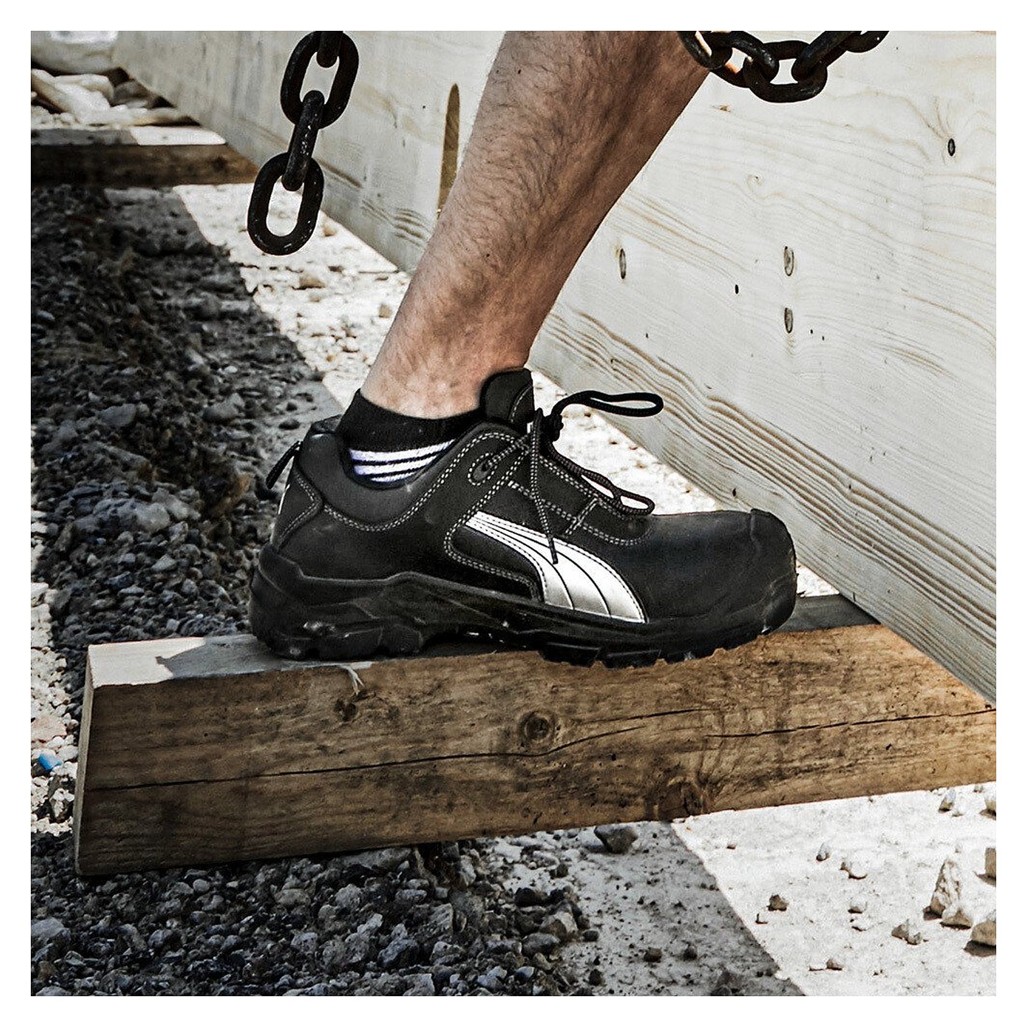 Chaussure de sécurité basse S3 CASCADES LOW, cuir pleine fleur, semelle HRO 300 °C, noir - PUMA Safety 640720202