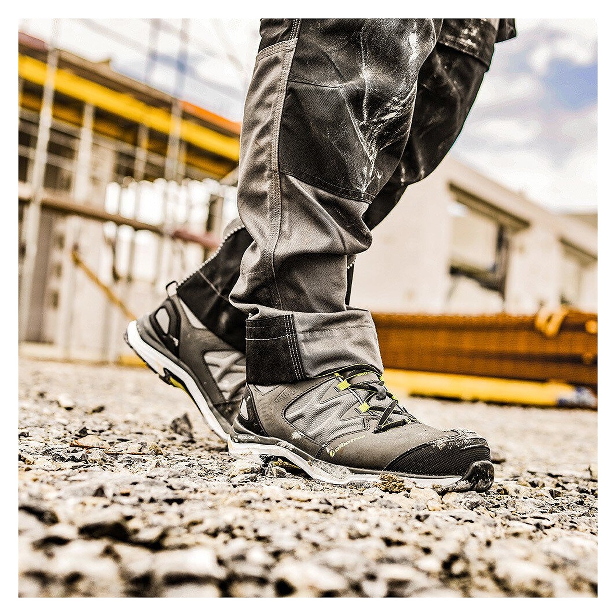ESD-Sicherheitshalbschuh S3 ULTRATRAIL LOW, XTS TRAIL Sohle 300 °C, metallfrei, grau - PUMA Safety 646210824