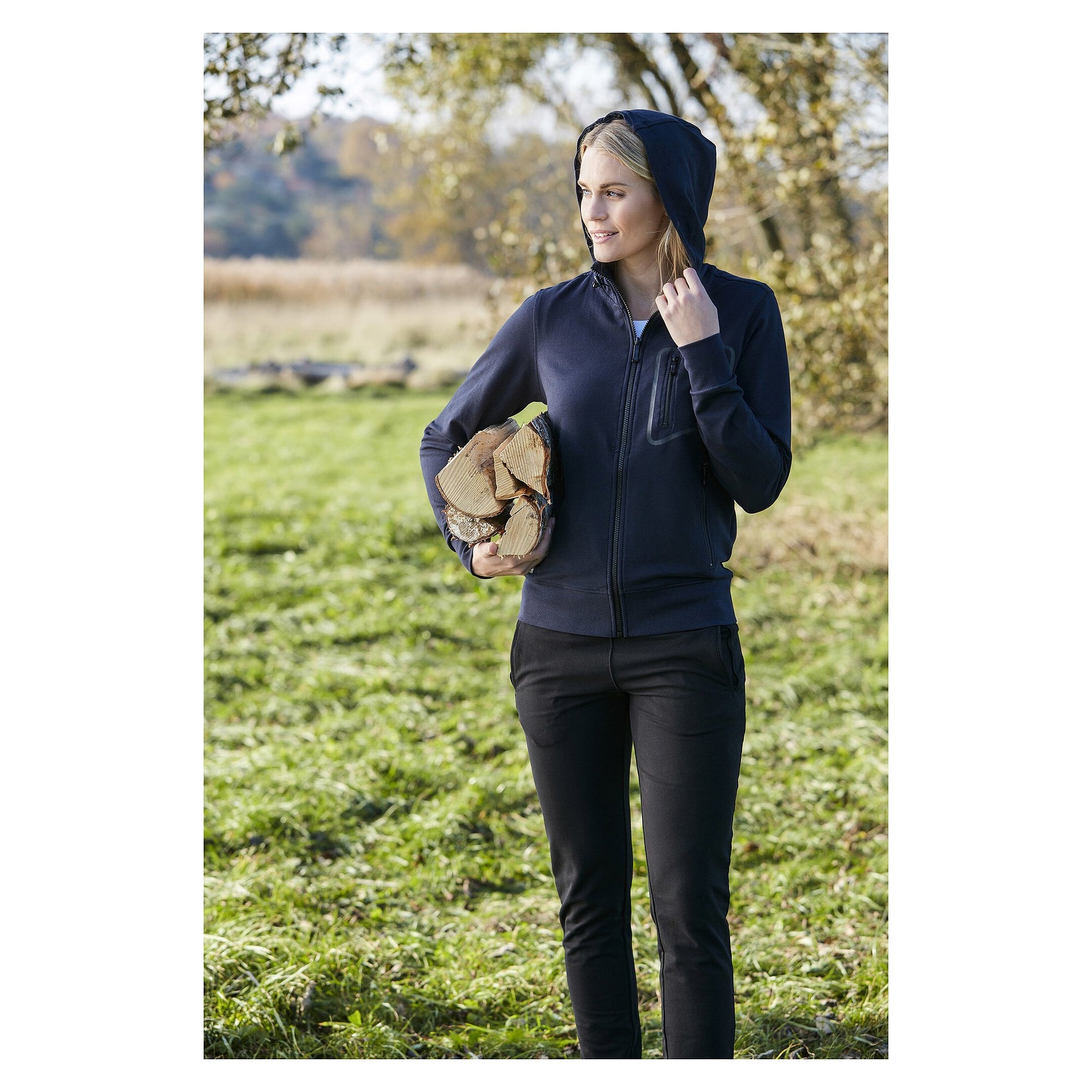 Veste sweat à capuche zippée femme Mia avec stretch, noire - South West 1000238001