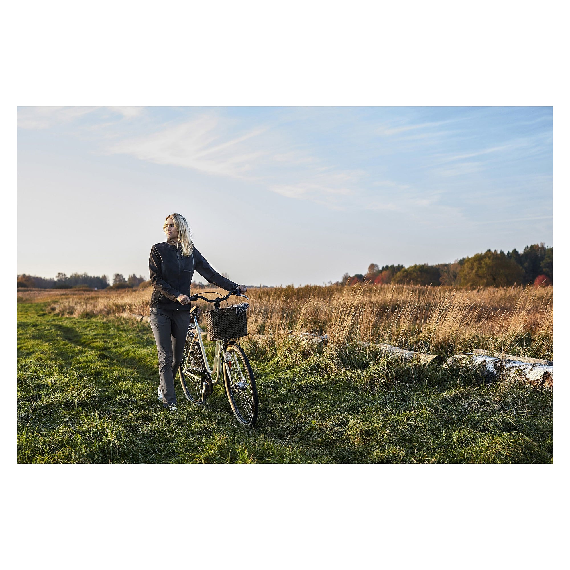 Veste softshell femme Victoria avec membrane TPU, déperlante et coupe-vent, bleu marine - South West 1000354403
