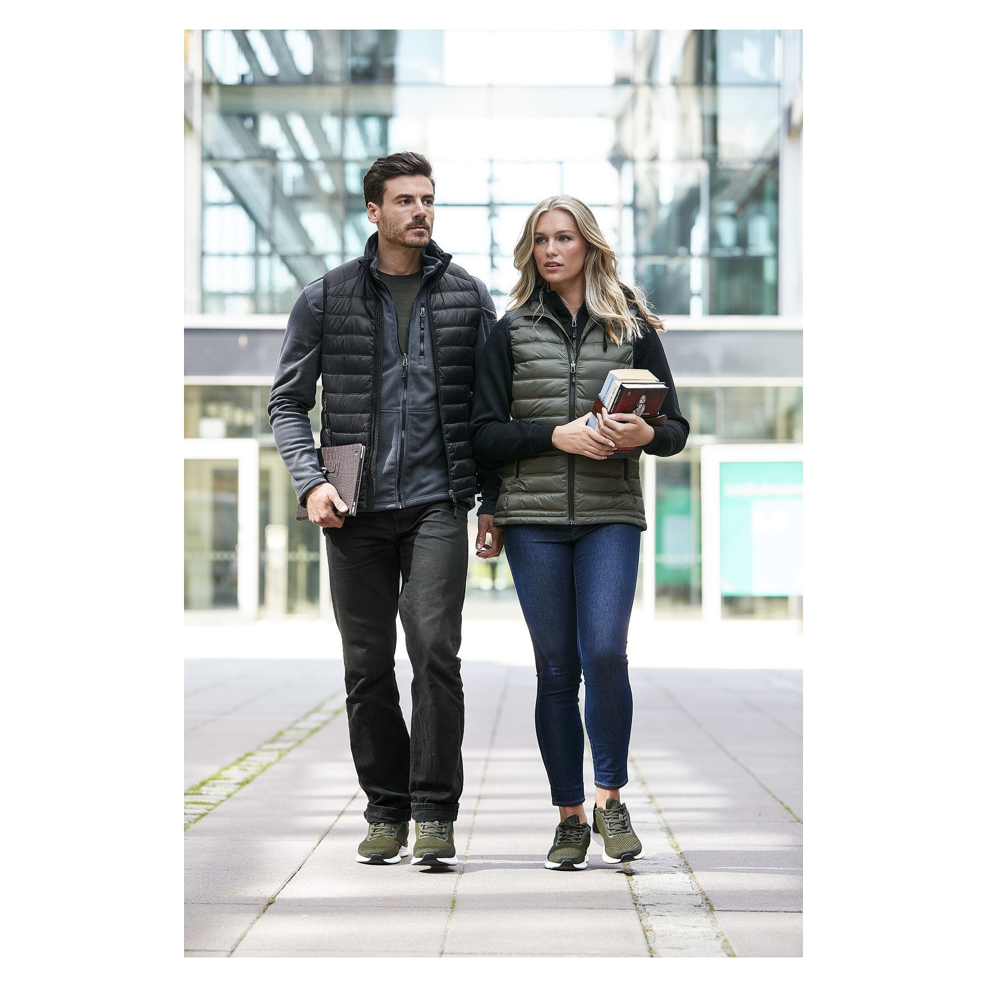 Wattierte Damenweste Amy aus recycelten Materialien, navyblau - South West 1000368403