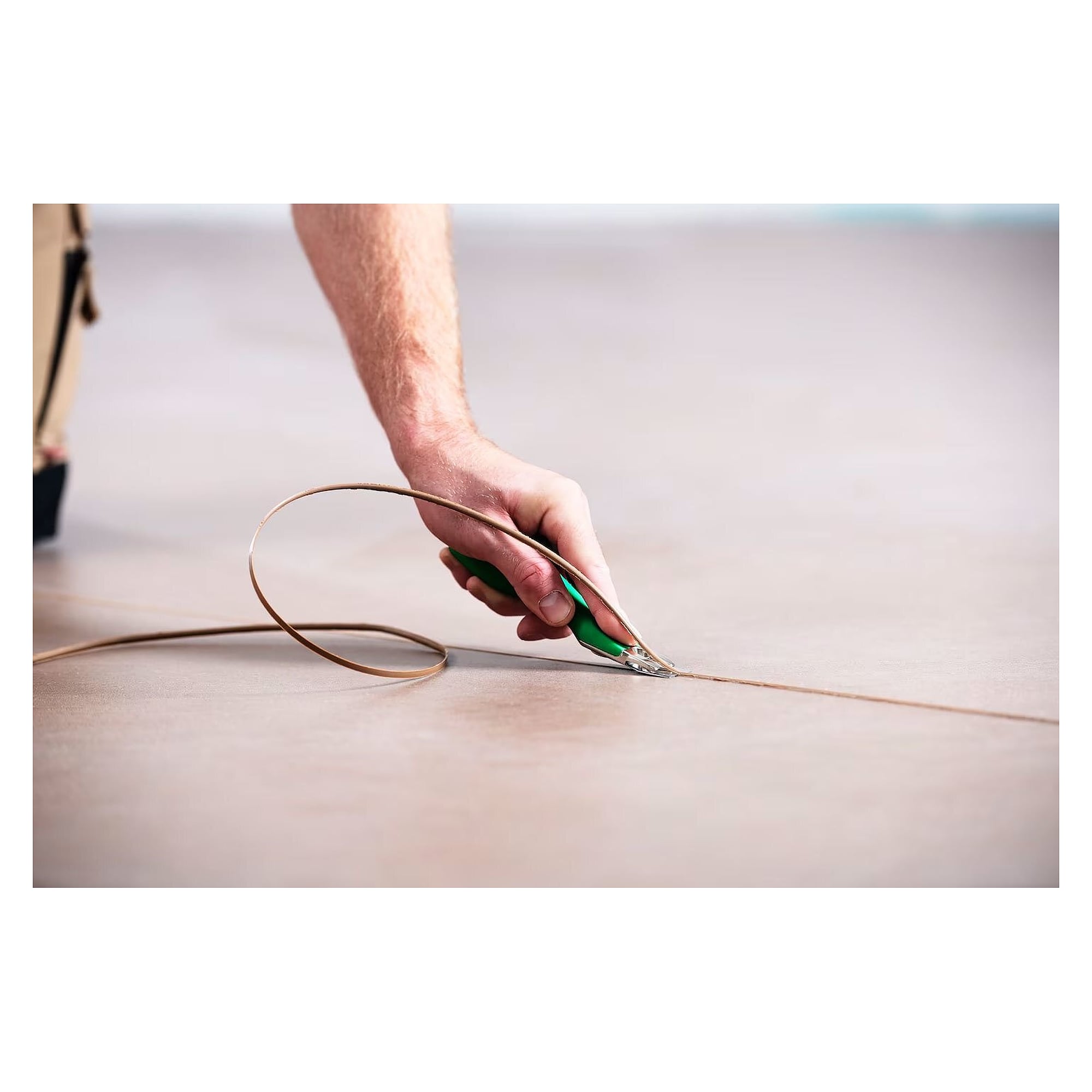 Couteau à araser avec fourche d'écartement 0,6 mm pour PVC et linoléum, 5 lames incluses - Leister 117.000