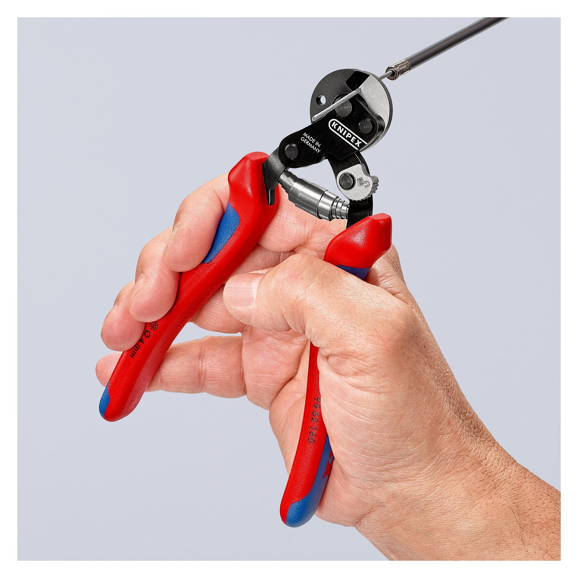 Cisaille à câbles métalliques 160 mm, aussi pour câbles haute résistance, brunie - Knipex 95 62 160 SB