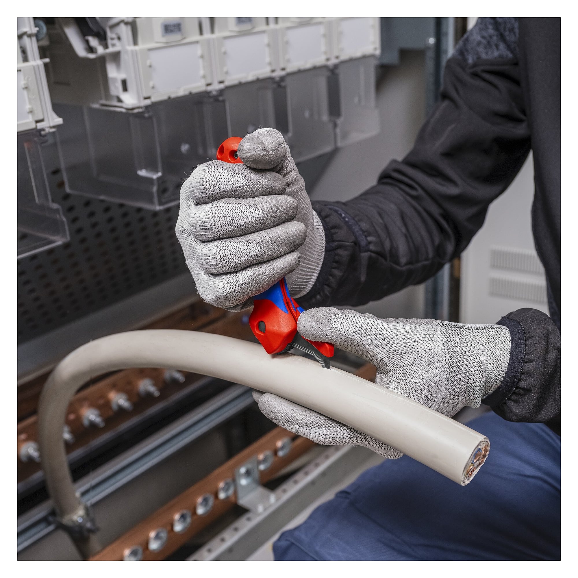 Dismantling knife with sliding shoe and ratchet function, sheaths up to 7 mm wall thickness - Knipex 16 50 145 SB