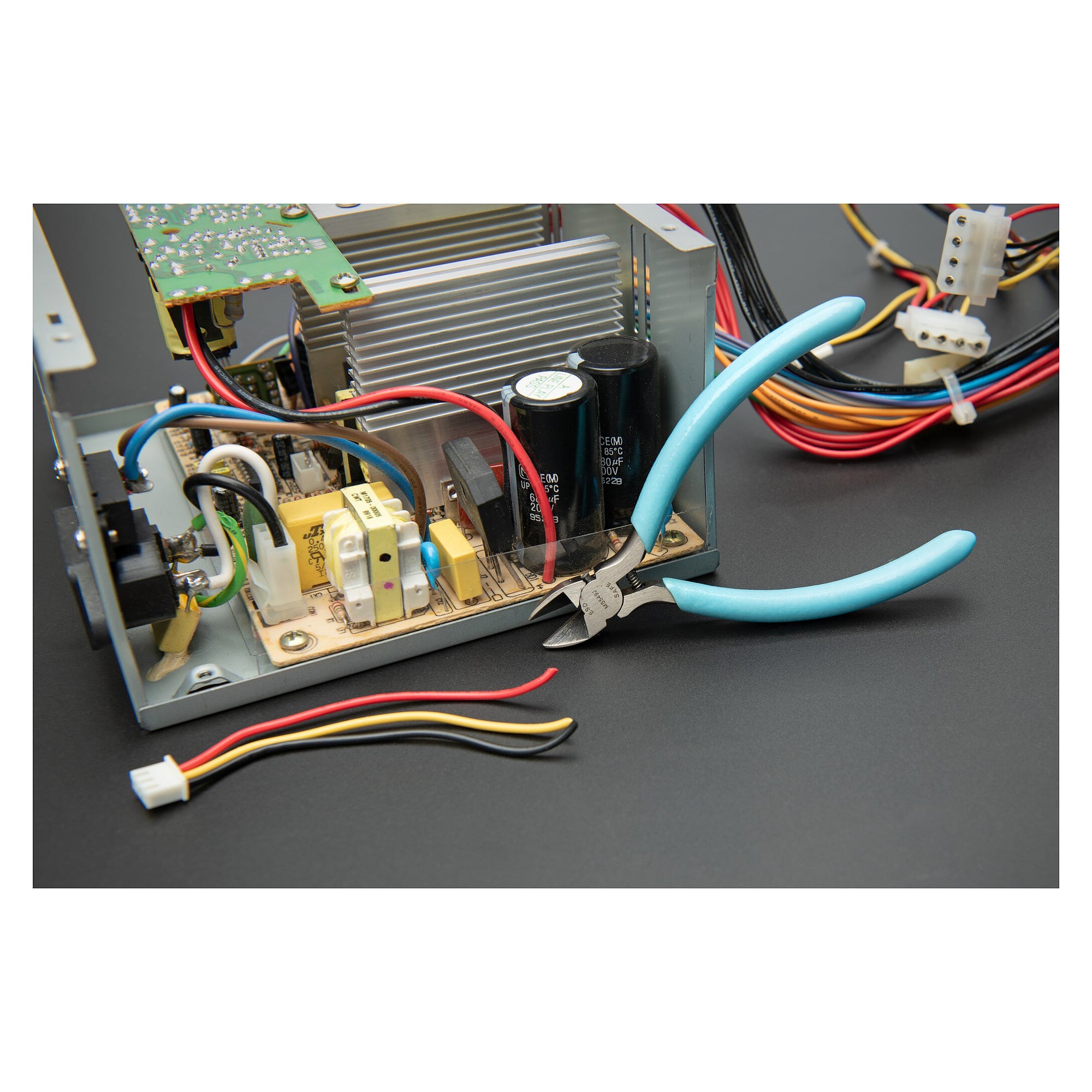 ESD-Seitenschneider 101,6 mm voll bündig mit konischem Kopf für Draht bis 22 AWG - Weller MS549JVN