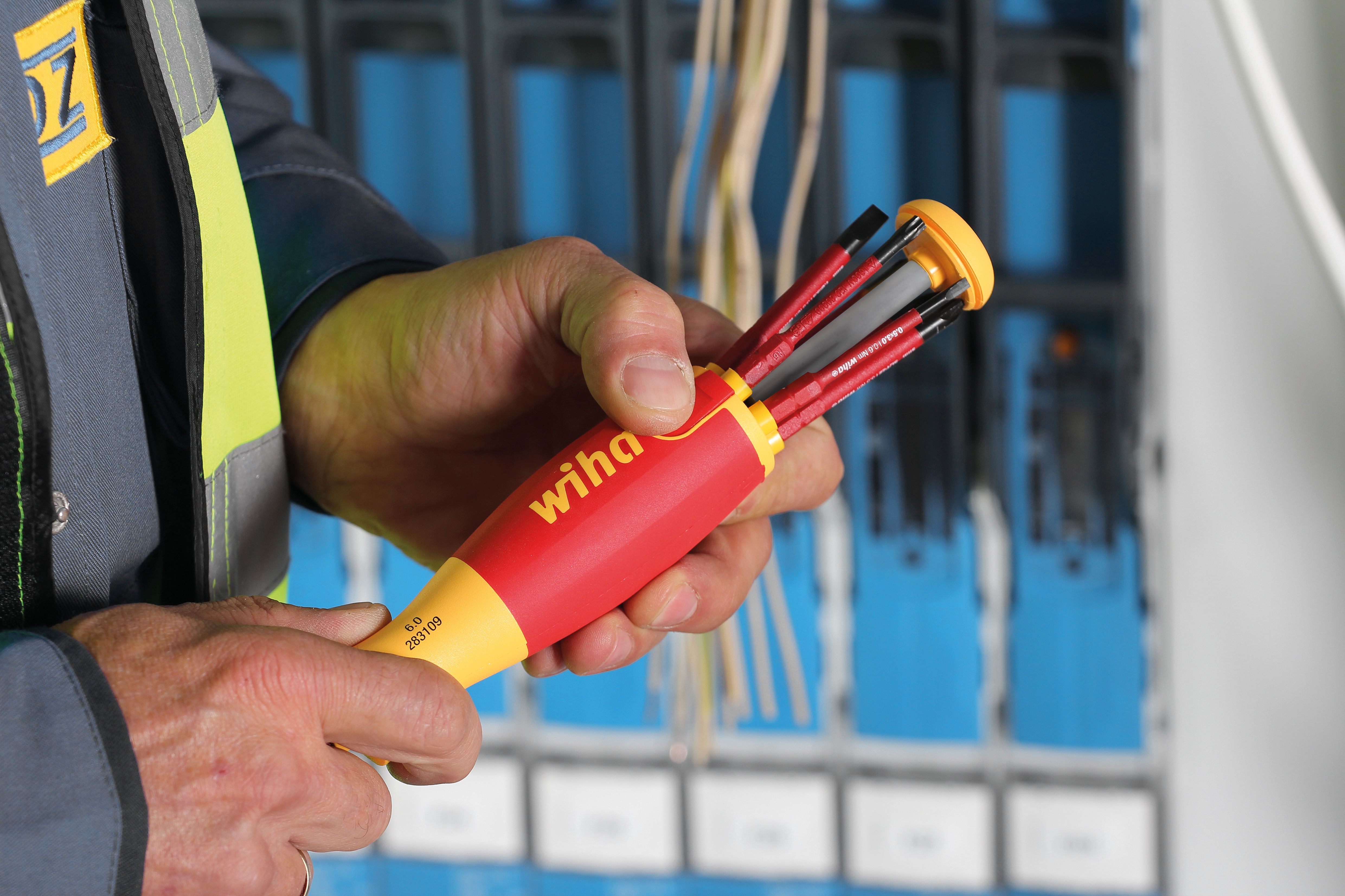 Schraubendreher mit Bit-Magazin LiftUp electric TORX mit 6 slimBits in SB-Kartonverpackung - Wiha 41158