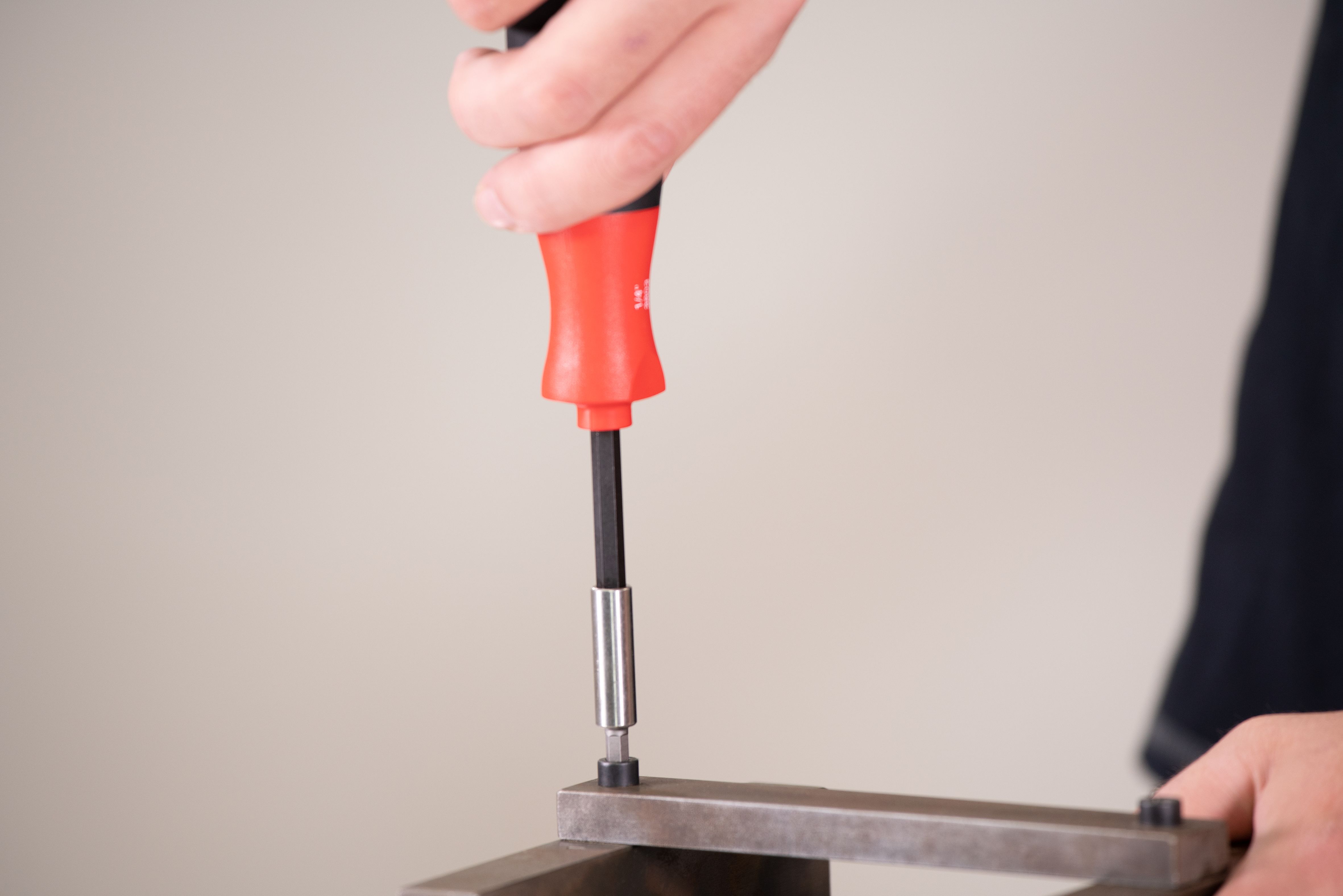 Schraubendreher mit Bit Magazin LiftUp 25 magnetisch 12 Bits Schlitz/PZ/TORX/Sechskant 1/4" SB-Karton - Wiha 38606