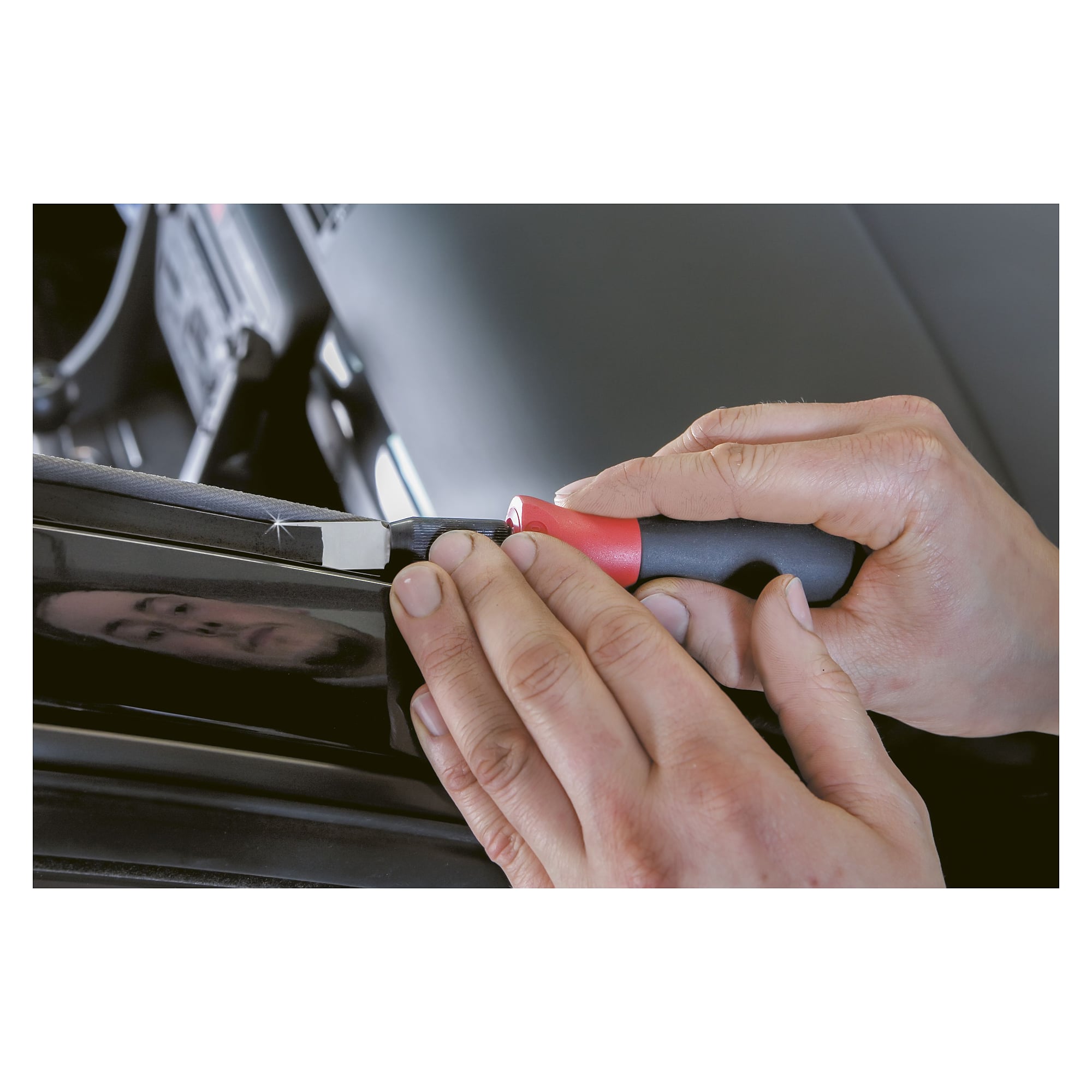 SoftFinish Universal Scraper, 27.5 mm Visible Blade Length - Wiha 23159