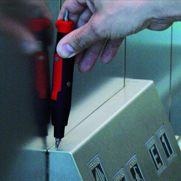 Switch Cabinet Key Pen Shape 9 Profiles GRIVORY® - Wiha 39076