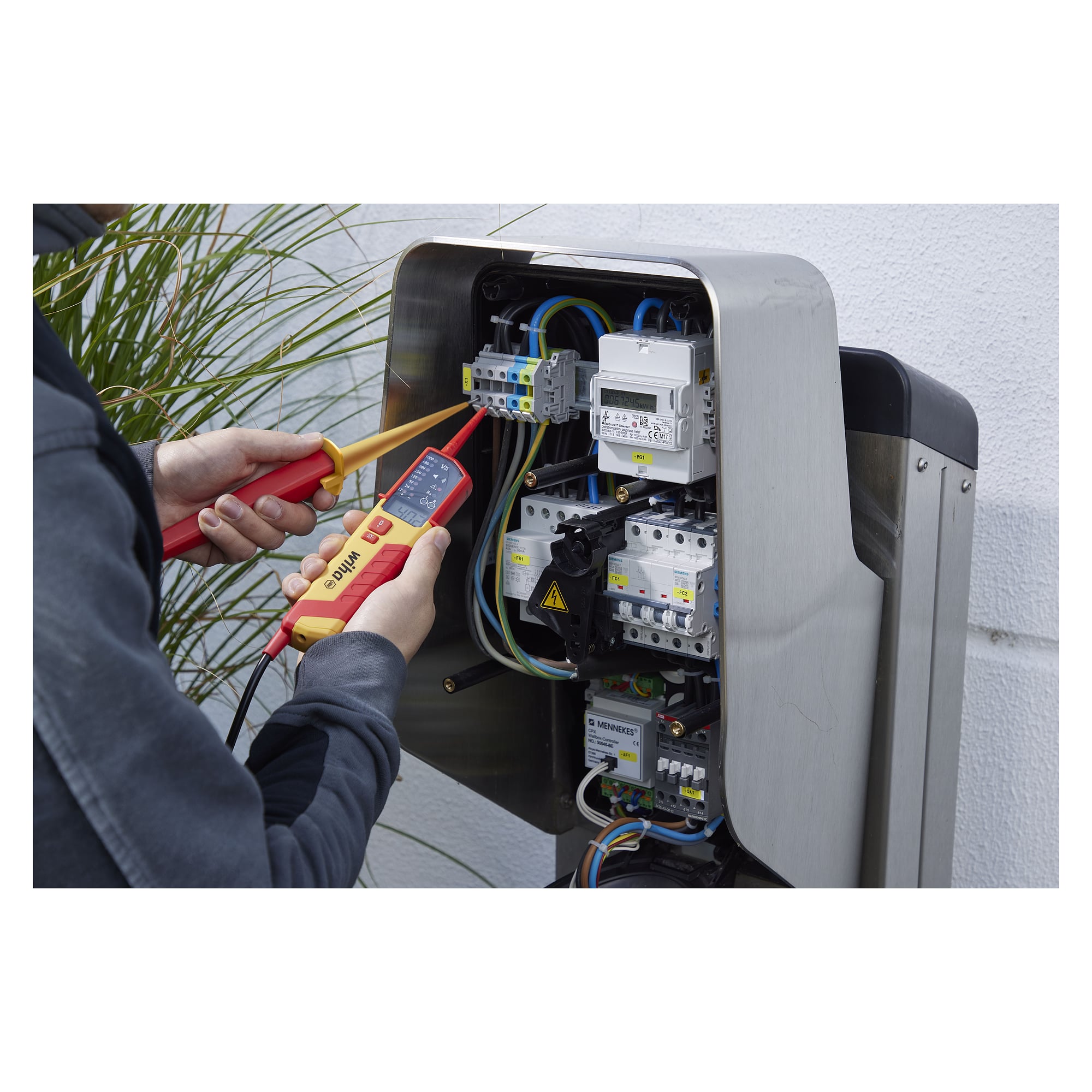 Spannungs- und Durchgangsprüfer eMobility 12-1.000 V AC CAT IV, LCD - Wiha 44319