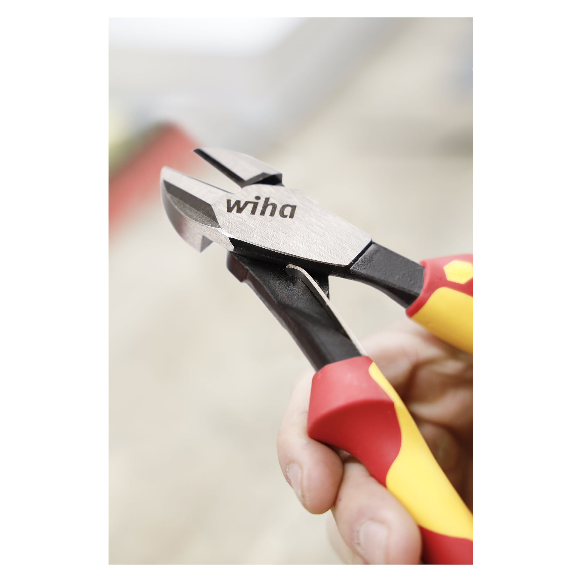 Pince coupante diagonale grande capacite Industrial electric 200 mm, DynamicJoint® VDE - Wiha 41280