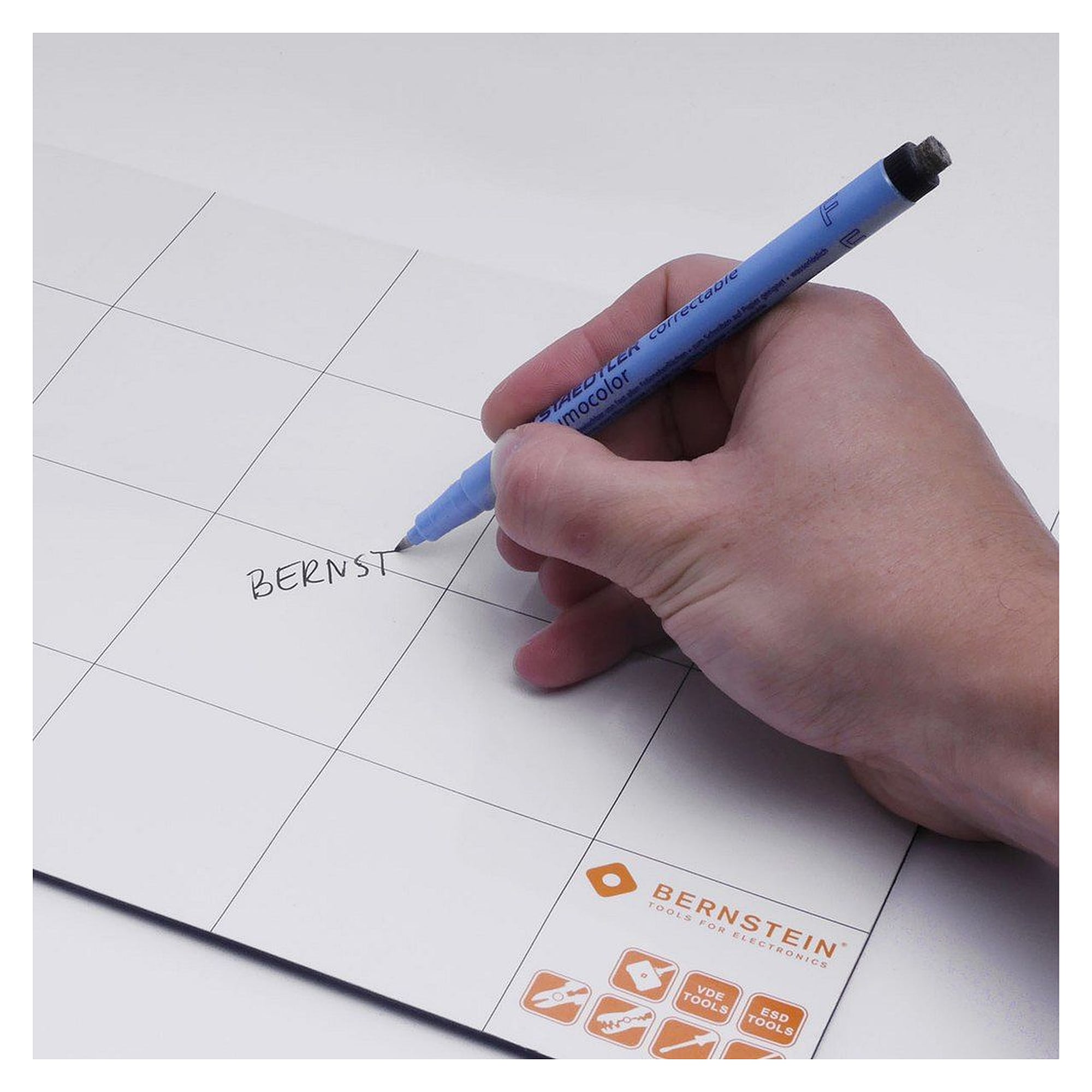 Bernstein 2-119. Magnetmatte mit Stift 249x199 mm
