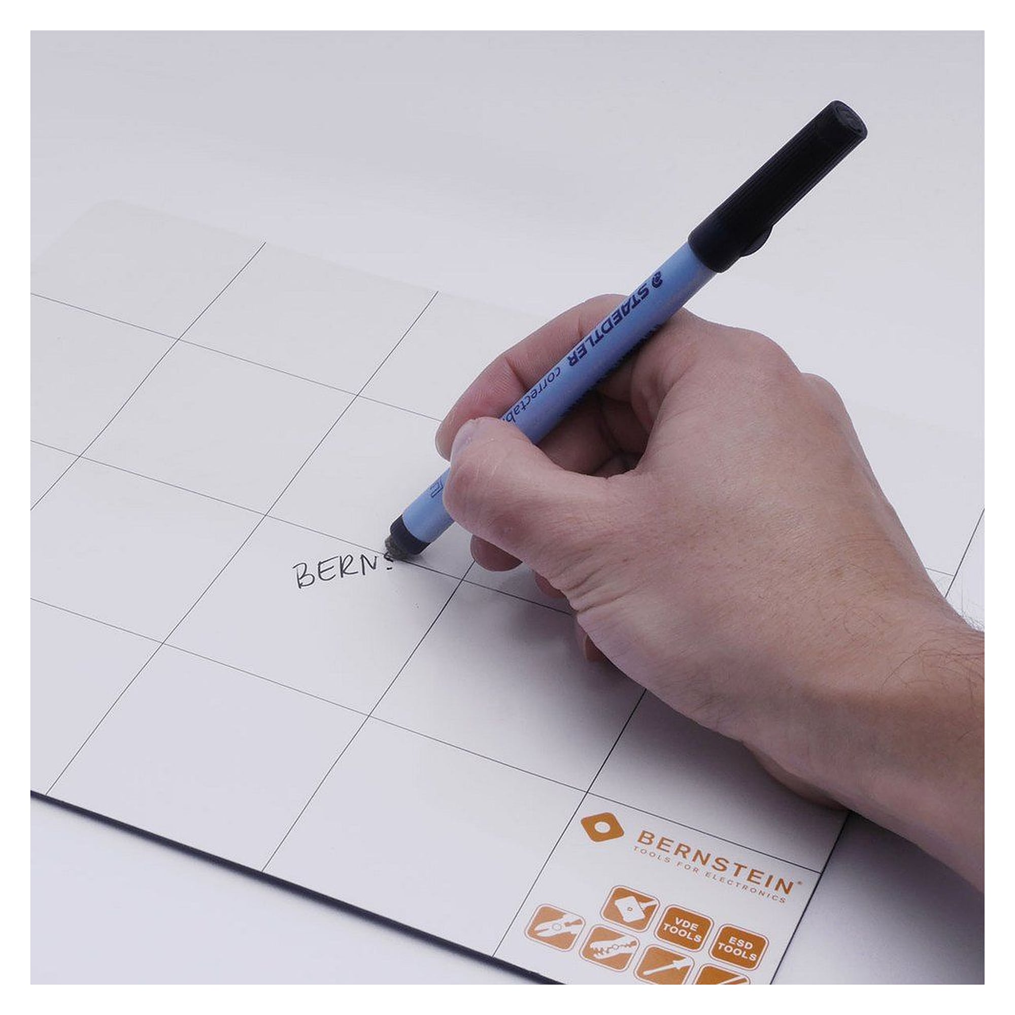 Bernstein 2-119. Magnetmatte mit Stift 249x199 mm