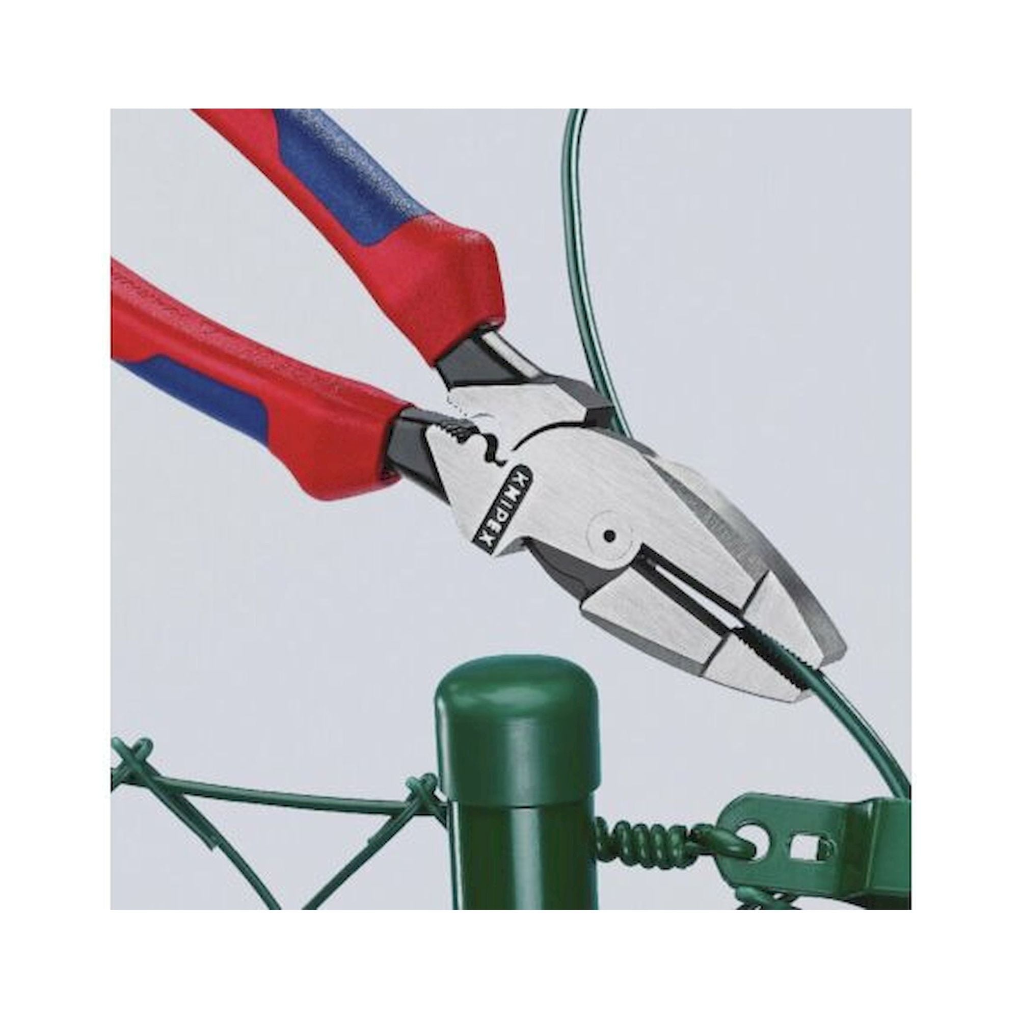 Knipex 09 12 240 SB. Kraft-Kombizange "Lineman's Pliers" mit Mehrkomponenten-Hüllen, Kabel-Einziehhilfe, schwarz atramentiert, 240 mm (SB-Karte/Blister)
