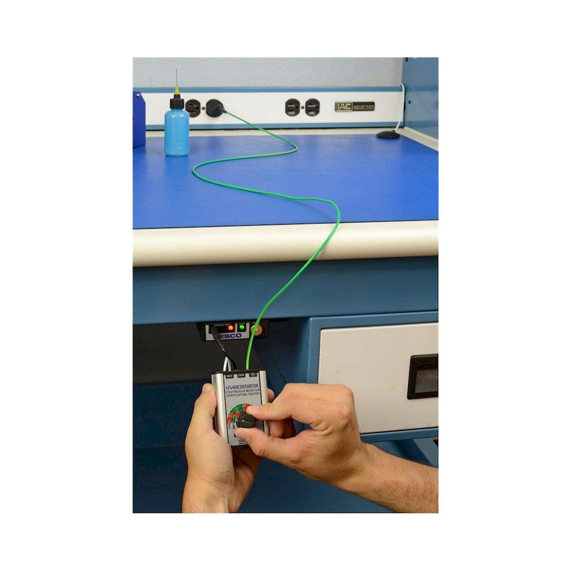 Verification tester for Wave Distortion monitors - Desco 98221