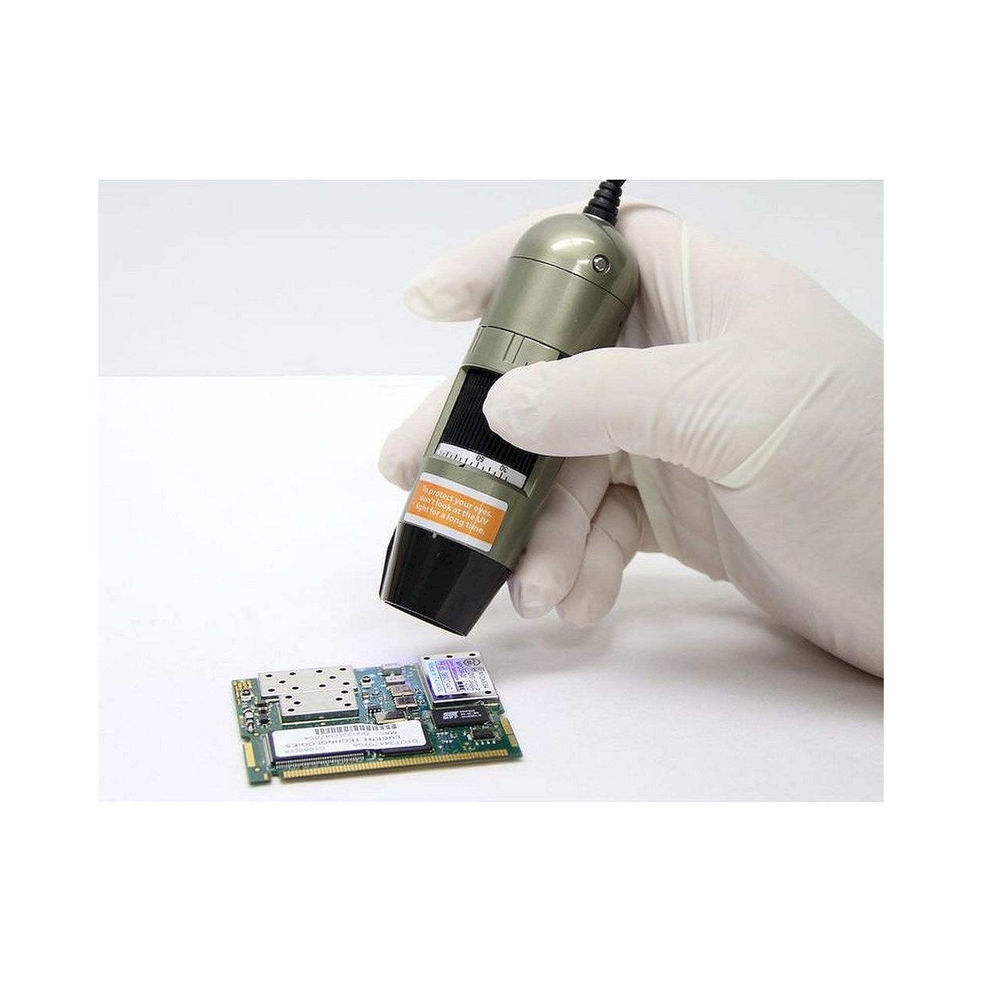 Microscope USB à fluorescence 1,3 MP 10-70x et 200x UV 400nm - Dino-Lite AM4113FVT