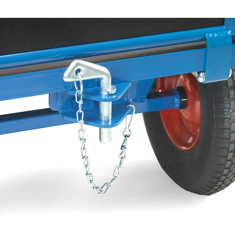 Fetra 1442. Coupling for hand truck. At rear