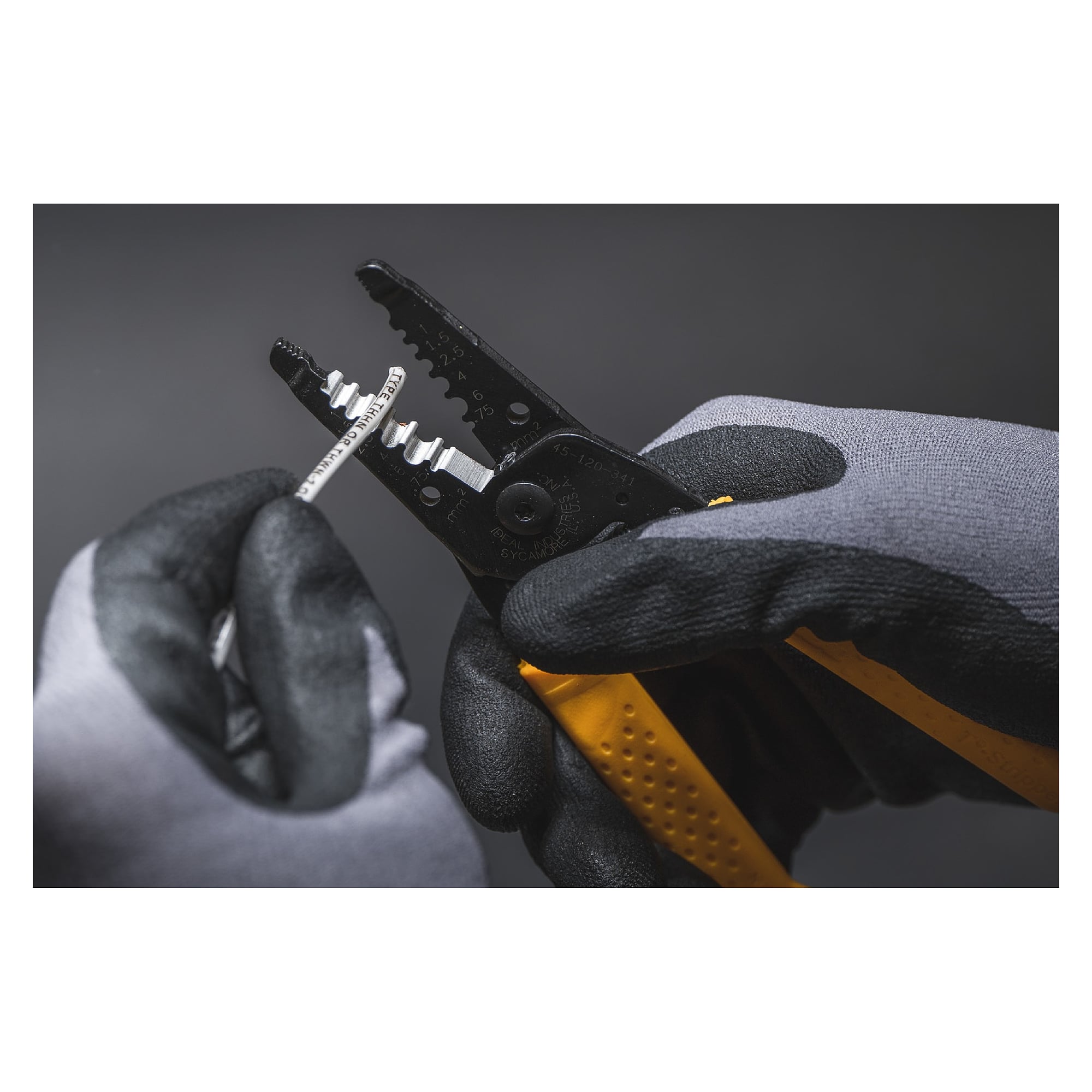 Abisolierzange T-Stripper T-5 metrisch, 0,75-6 mm², Abisolieren, Schneiden, Ösen biegen