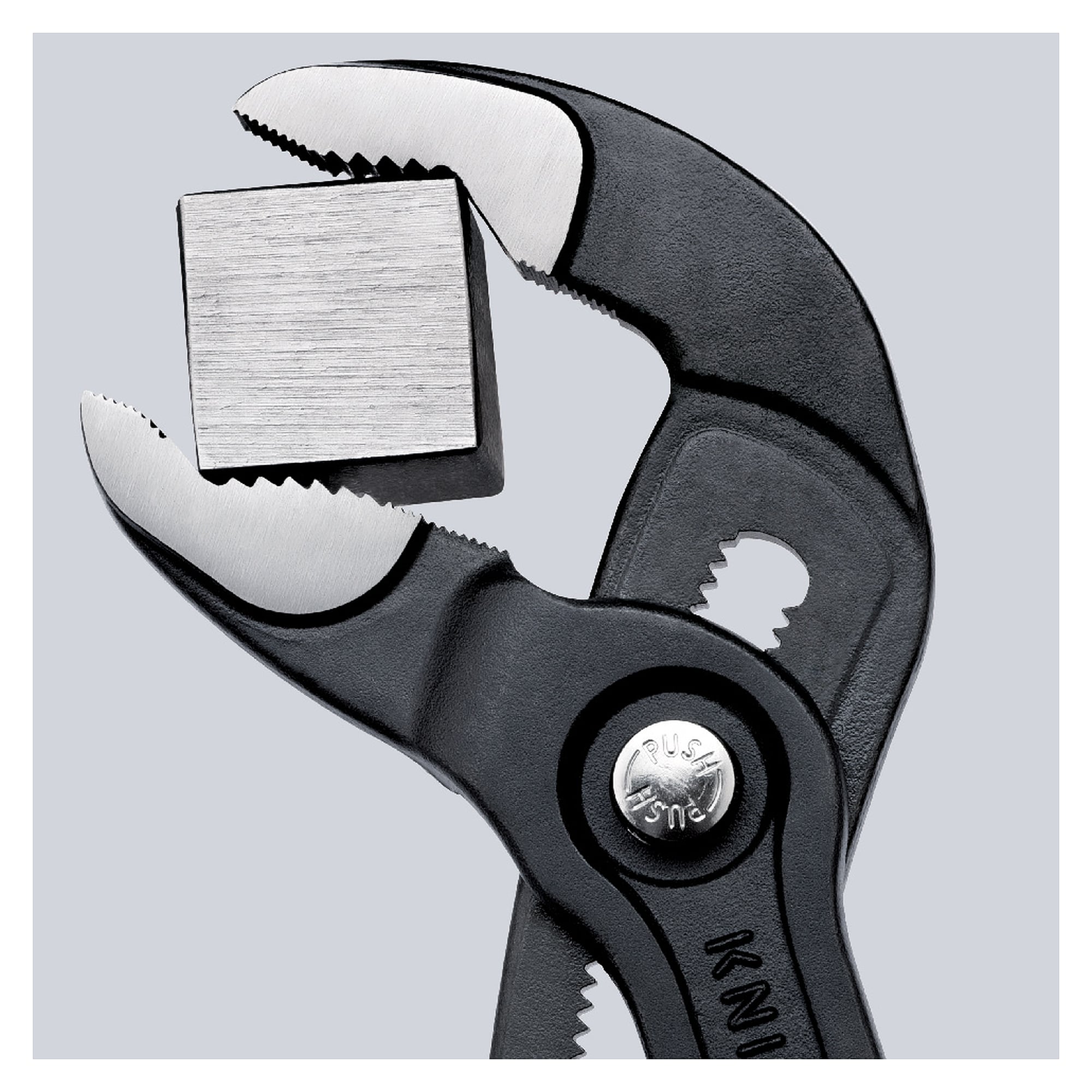 Cobra high-tech water pump pliers with 18 adjustment positions, 36 mm across flats, 180 mm