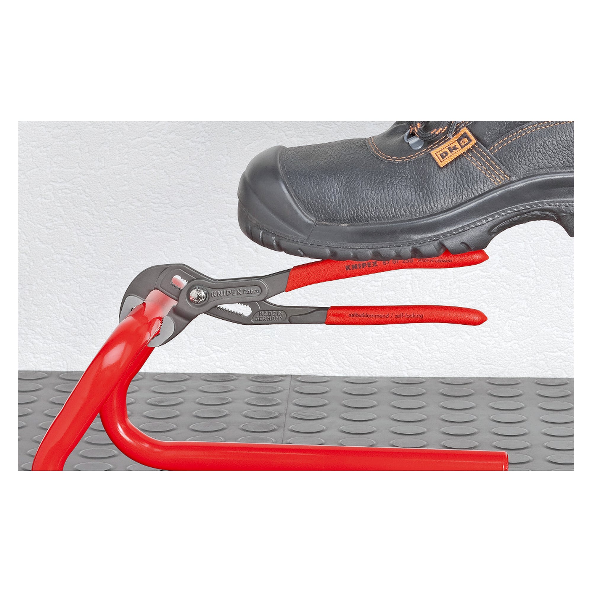 Cobra high-tech water pump pliers chrome-plated, wrench size 46 mm, 250 mm