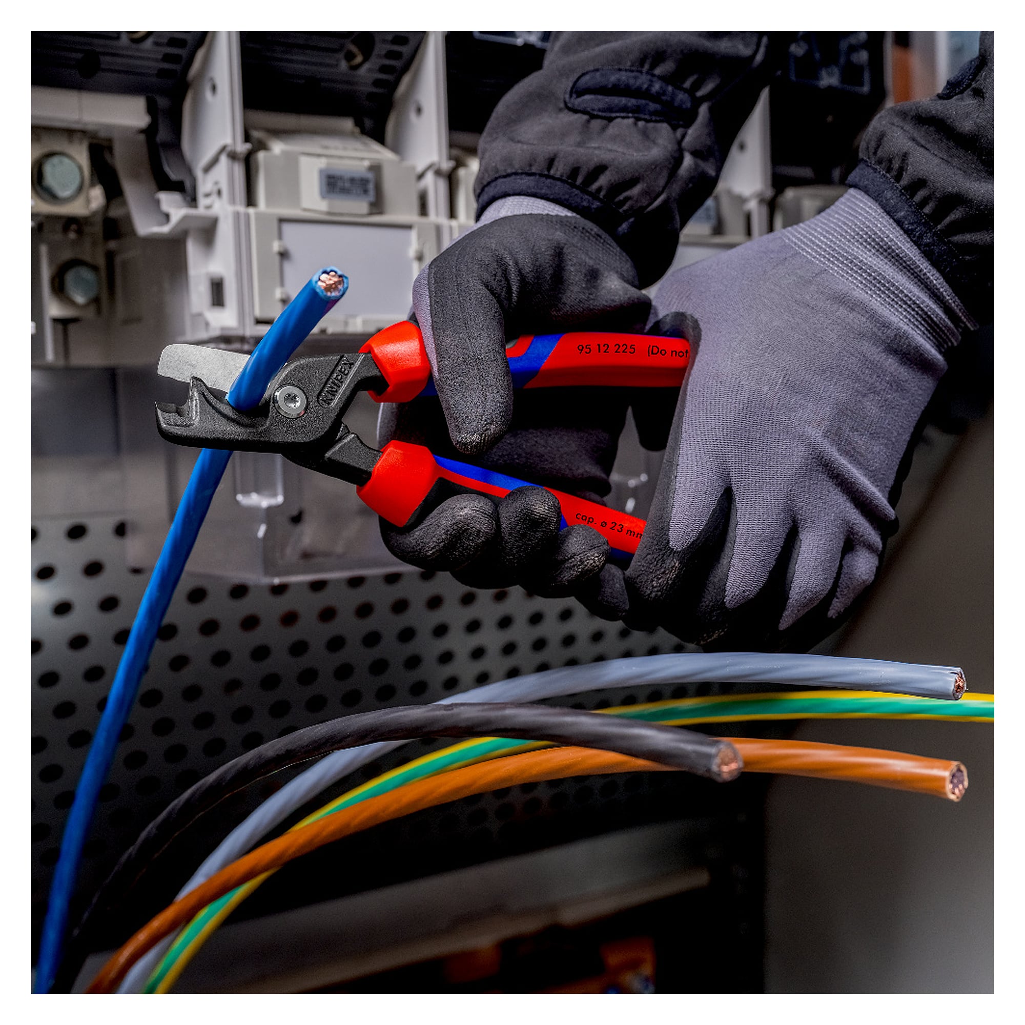 StepCut XL cable shears with step cut for cable up to 120 mm², 225 mm