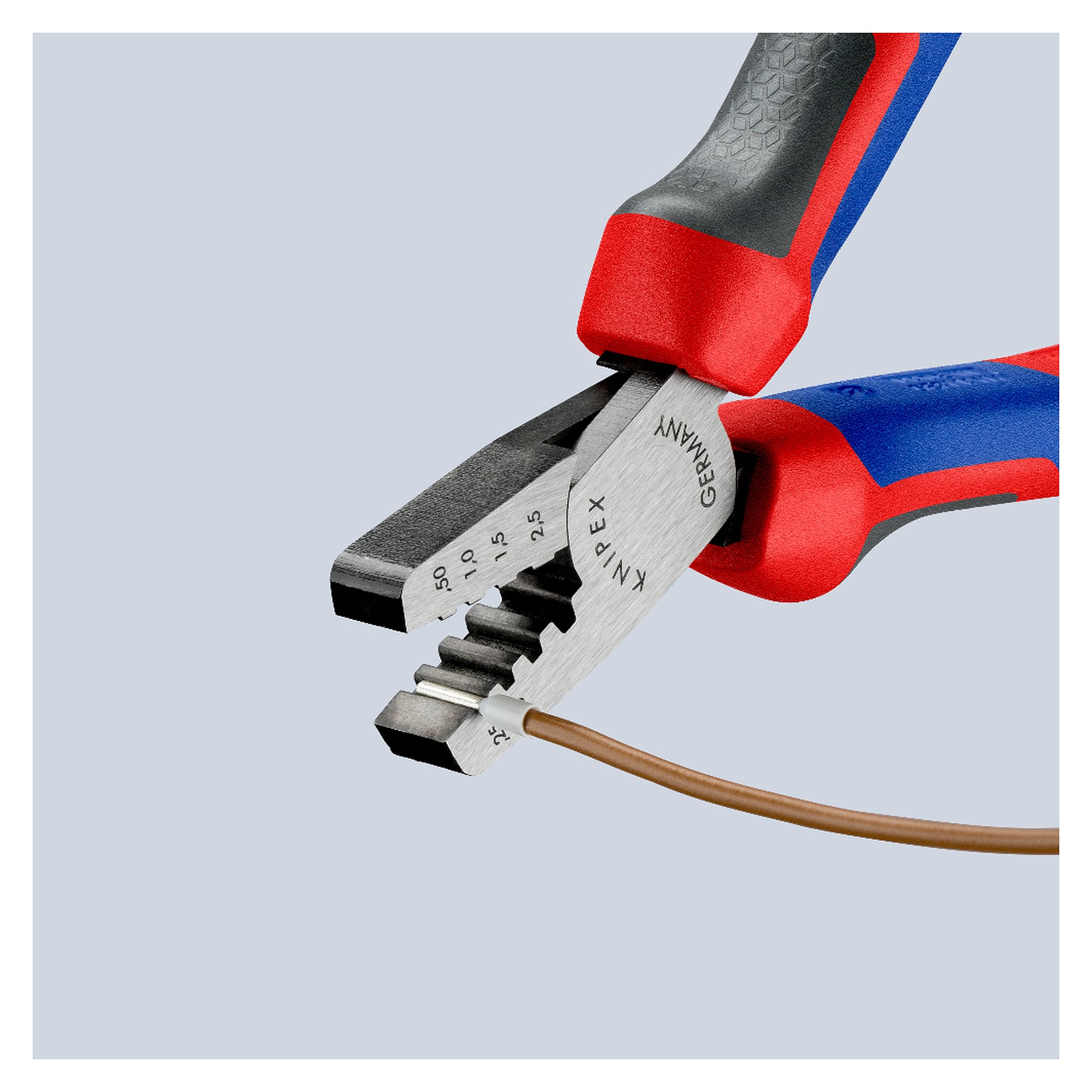 Crimping pliers for wire end ferrules 0.25 to 2.5 mm² with trapezoid crimp, 145 mm