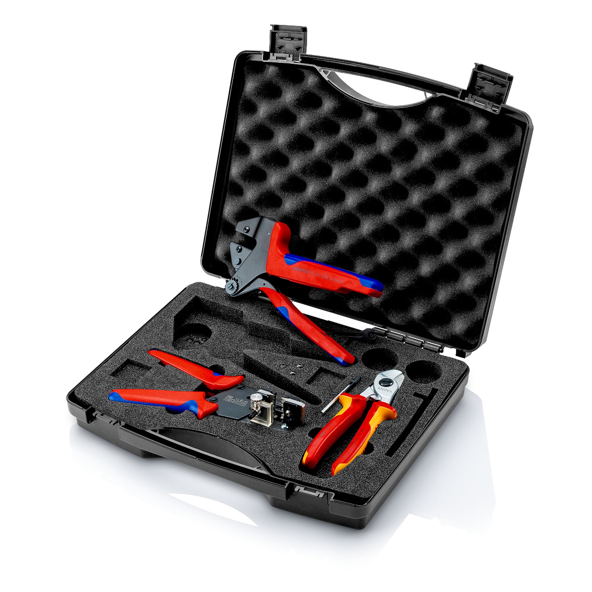 Mallette d'outils pour le photovoltaïque avec pince à dénuder 12 12 11, coupe-câble 95 16 165 et pince de sertissage 97 43 200 A