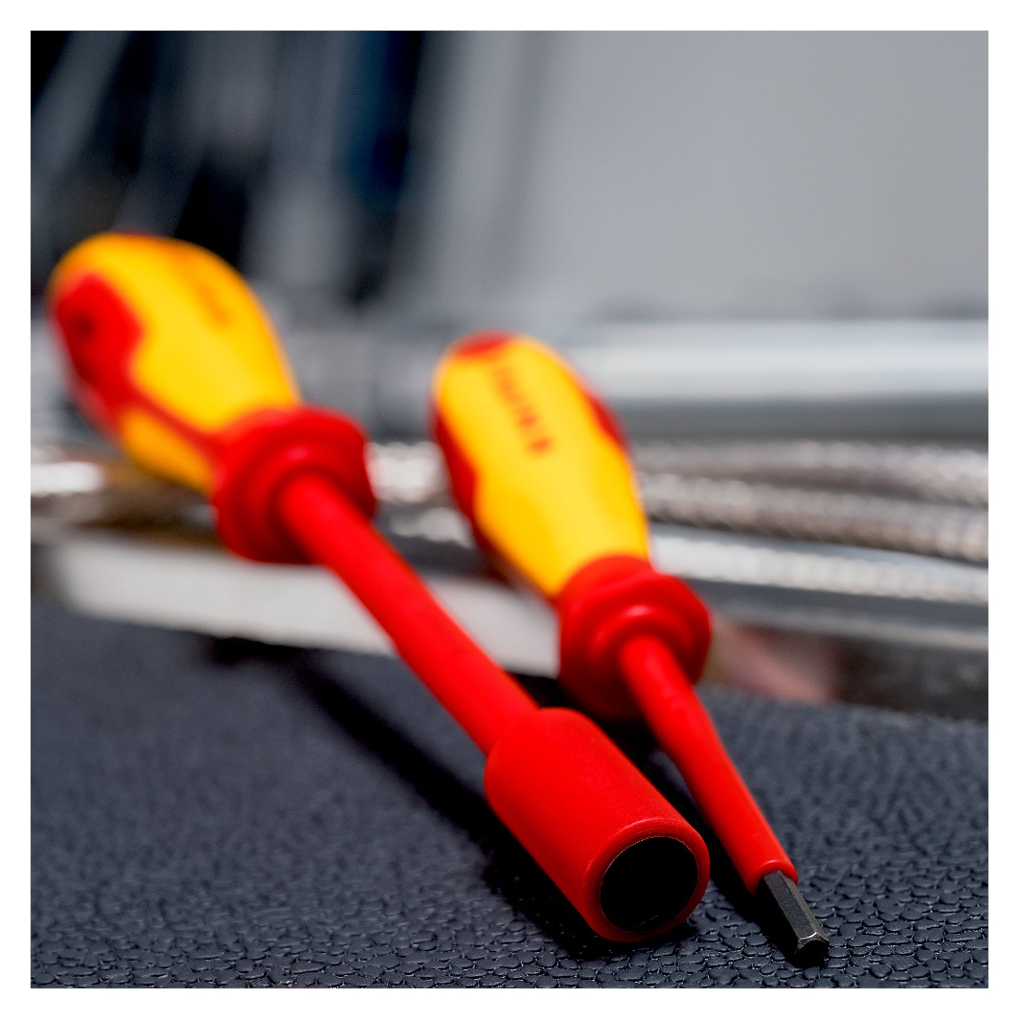 Schraubendreher für Innensechskantschrauben, isoliert nach IEC 60900, Schlüsselweite 4 mm, 182 mm