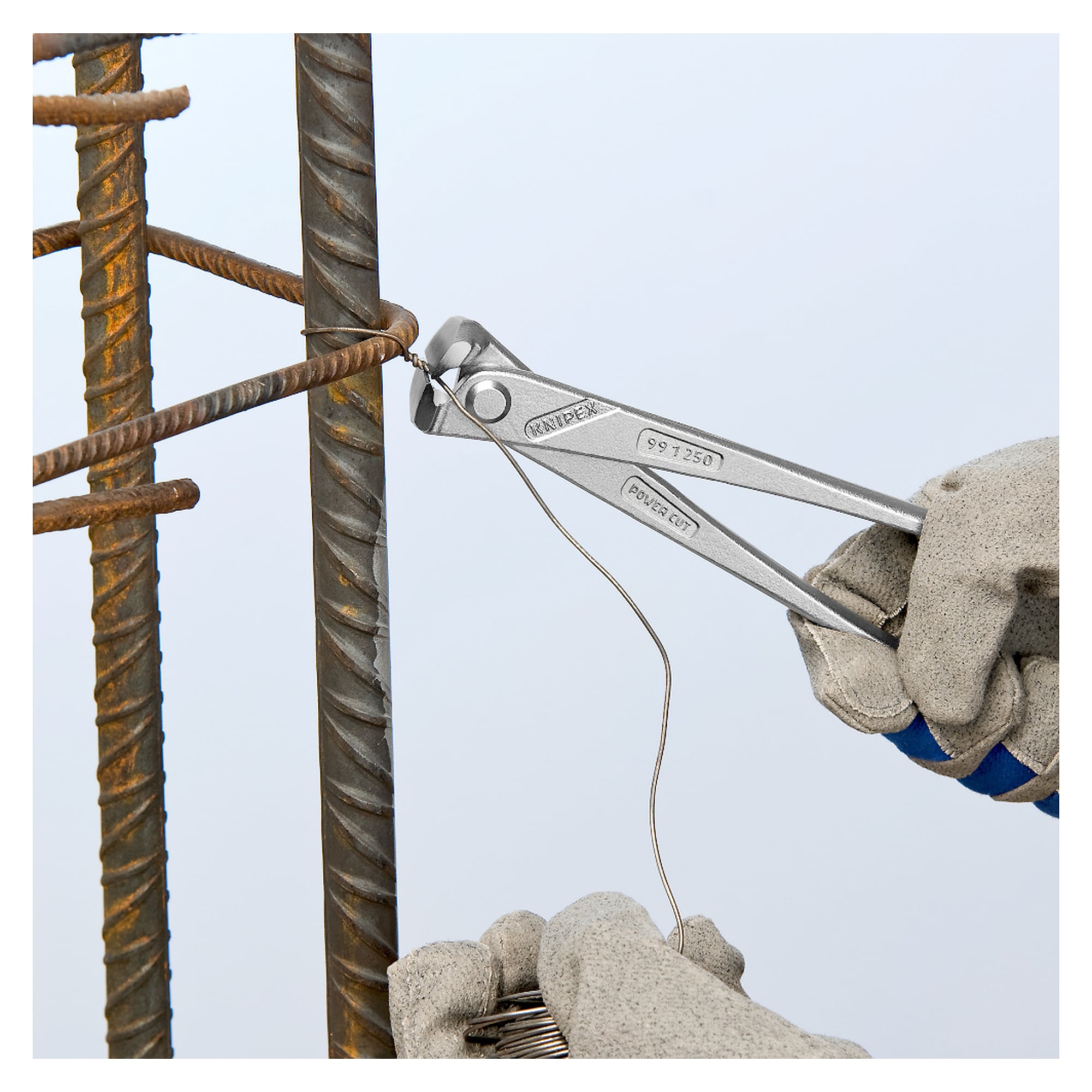 High leverage concreters' nippers, 25% less effort, bright zinc plated, 250 mm