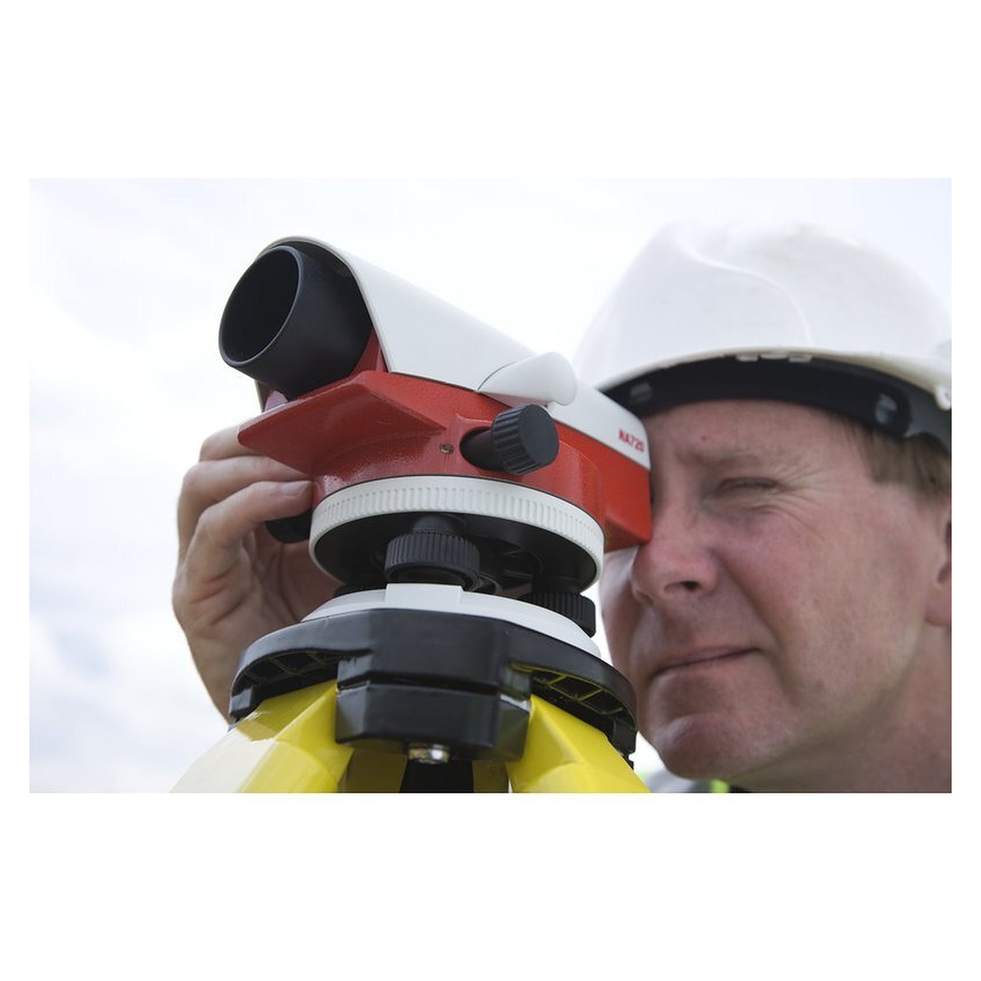 Baustellennivellier 20-fach, IP57 und 2,5 mm je km Doppelnivellement - Leica NA720