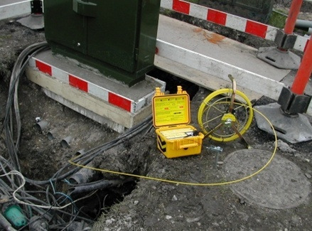 Jonc de détection 50 m pour conduites non conductrices jusqu'à 100 mm avec sonde 8 mm - Leica Trace Rod 50