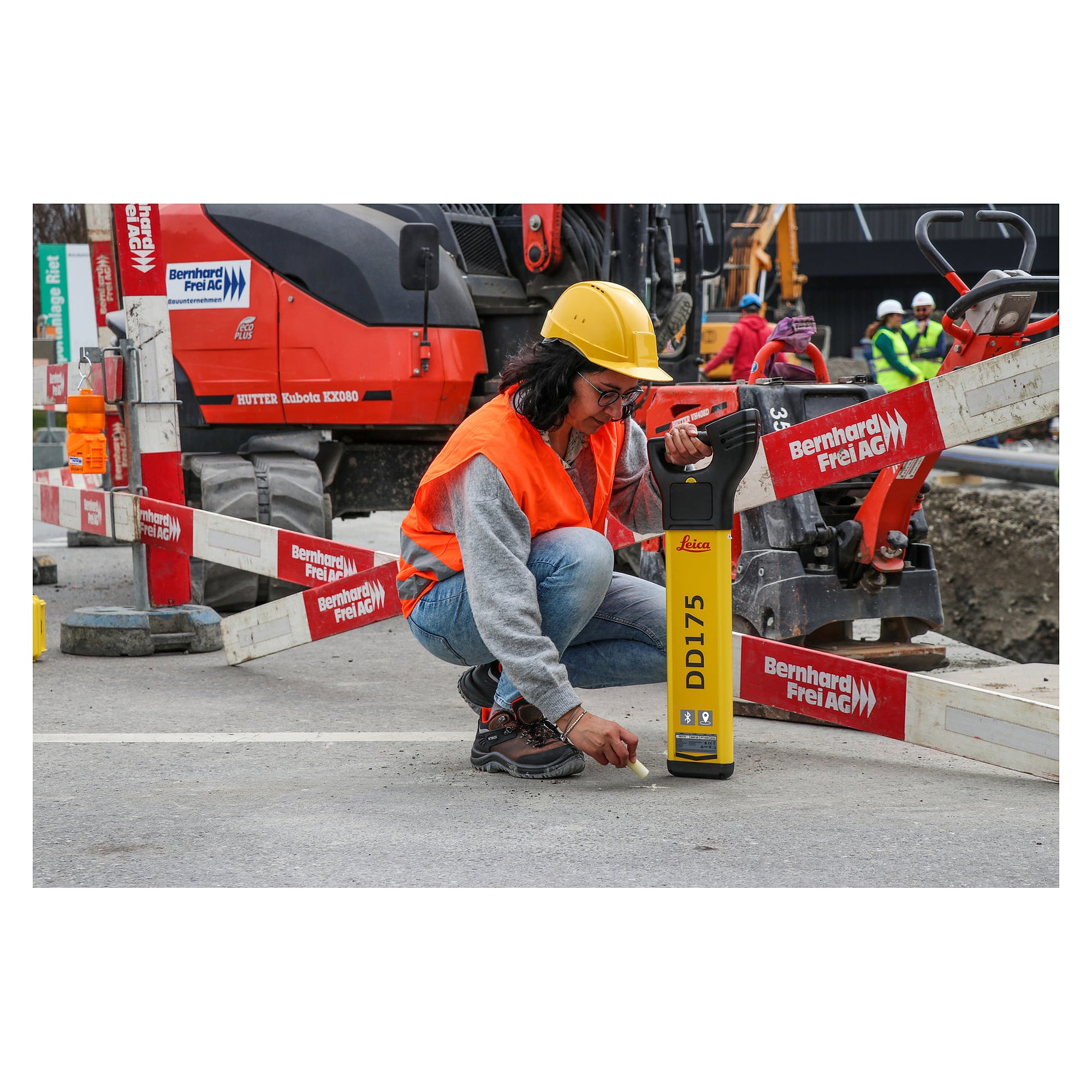 Cable and pipe locator with GPS and Bluetooth, sonde depth 9.99 m - Leica DD175 50 Hz