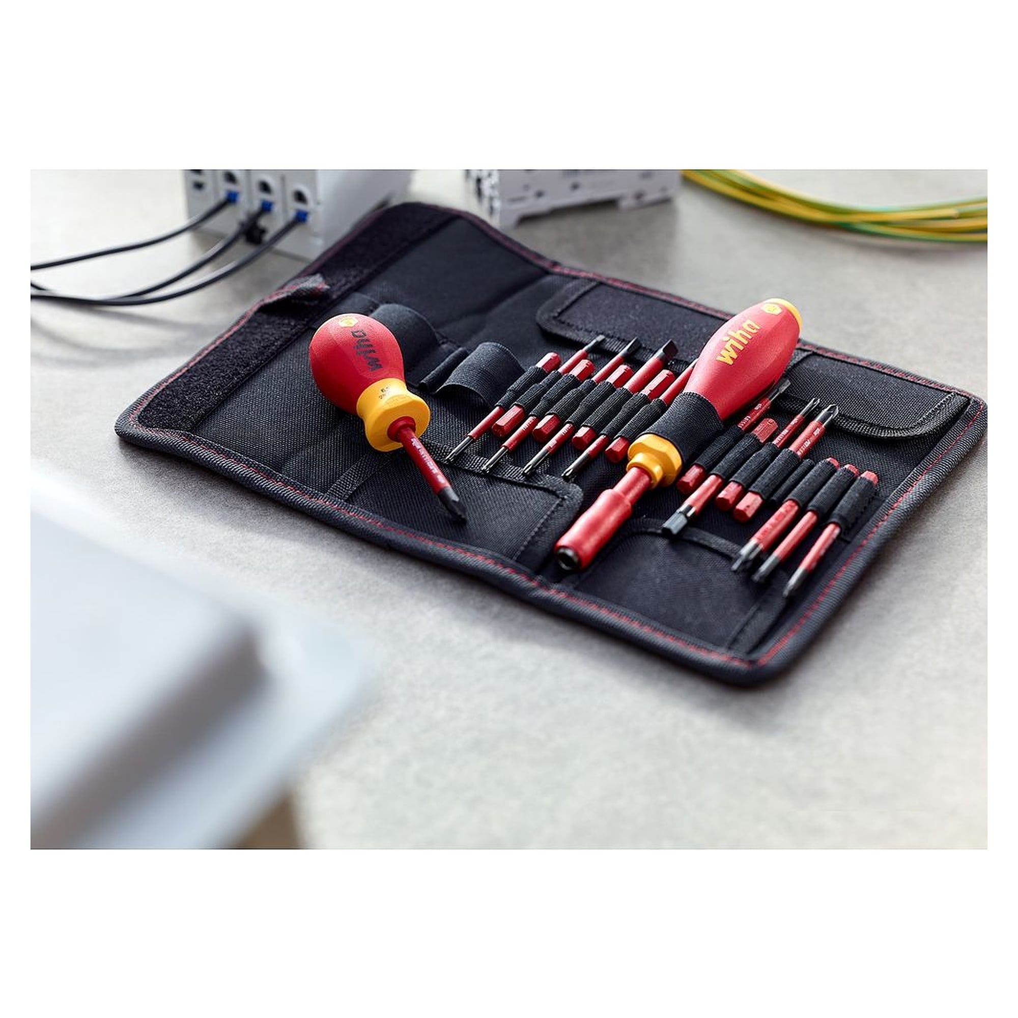 Schraubendreher und Bit Set slimVario® electric 19-tlg. mit Falttasche - Wiha 41231