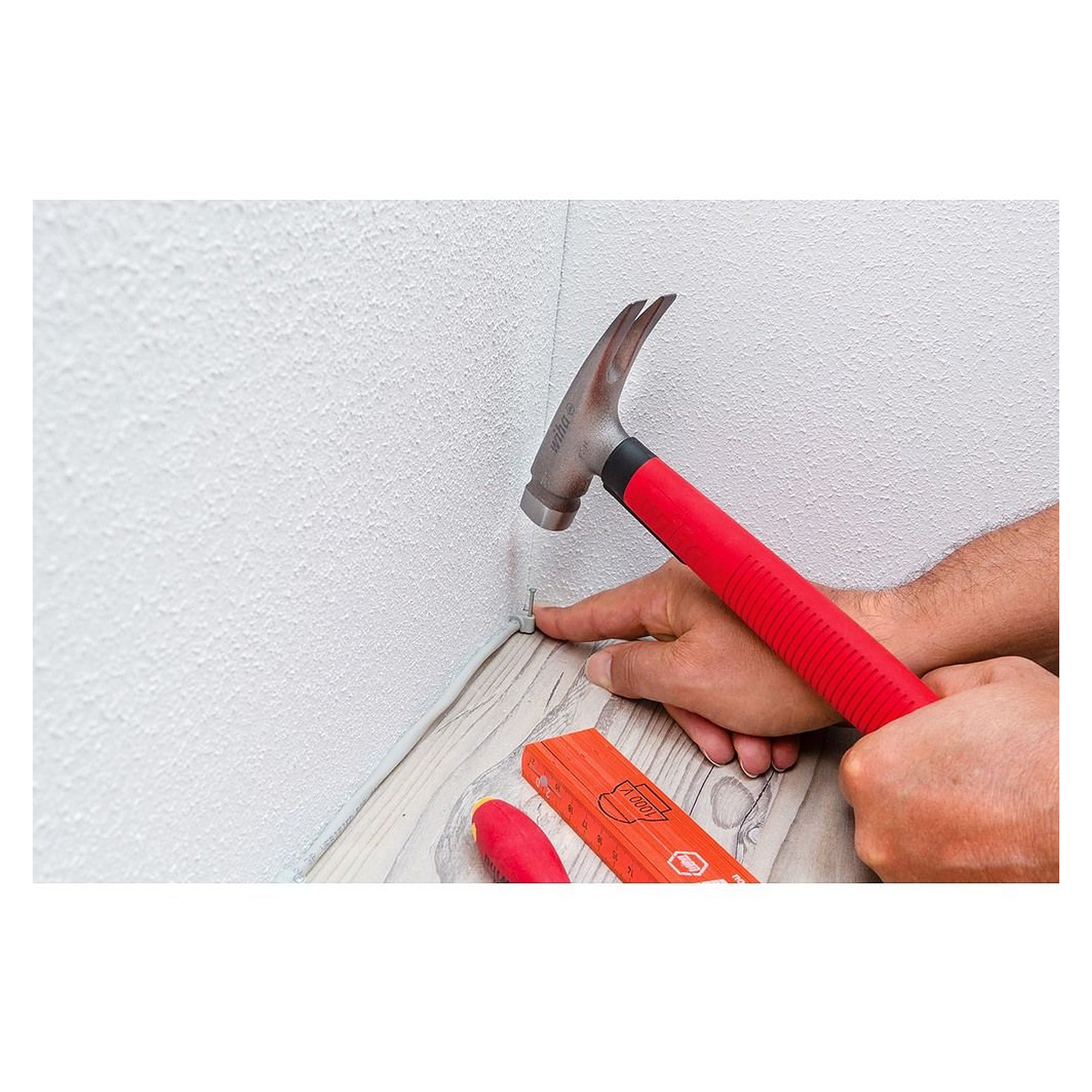 Elektriker Hammer 300 g Kugelkopf, U-förmige Schlagfläche, 283 mm - Wiha 42071